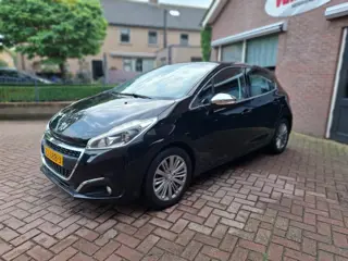 PEUGEOT 208 1.2pure tech