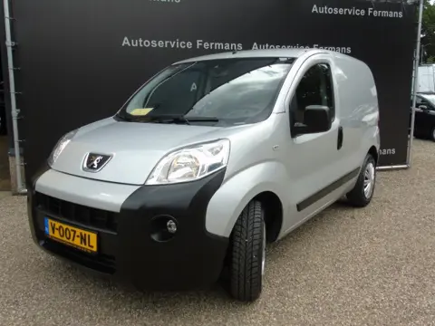 PEUGEOT BIPPER 1.2 Diesel 59 KW. / Airco / Schuifdeuren / El. pakket