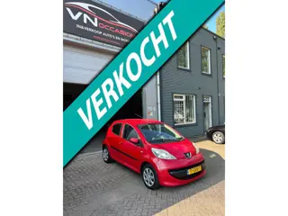 Peugeot 107 1.0-12V XS 5 DEURS NIEUWE APK NAP