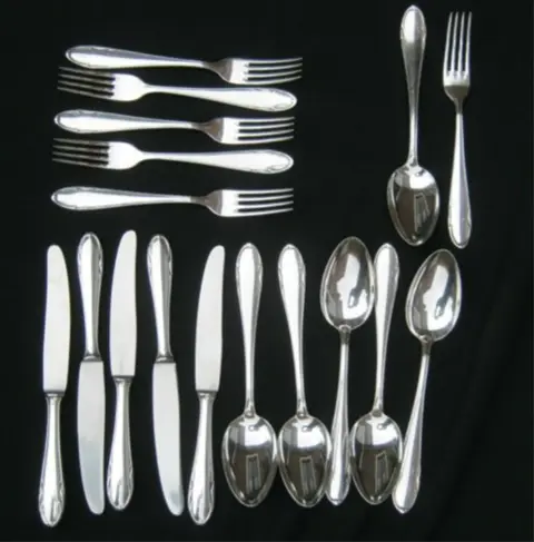 5 pers (17 dl)verz bestek,Wenz, jr 50/ 60 geh.90,zgst