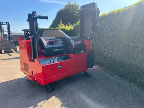 Krpan Bosbouwmachines/Zaagkloofmachines/Lieren (bj 2025)