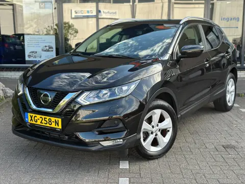 Nissan Qashqai 1.2 N-Connecta l PANO