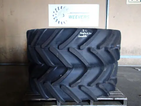 MICHELIN 520/70R38