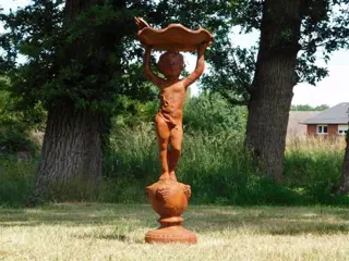 Vogelbad ,druiven pilaar
