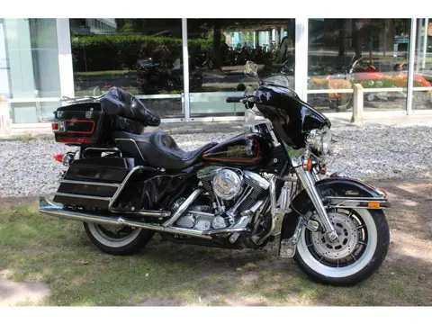 Harley-Davidson Electra Glide  FLHTC Electra Glide Classic