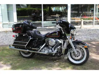 Harley-Davidson Electra Glide  FLHTC Electra Glide Classic