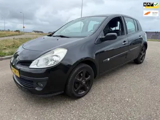 Renault Clio 1.6-16V Dynamique S VERKOCHT