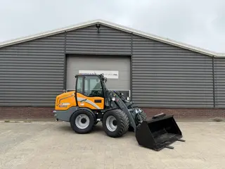 Giant G5000 shovel NIEUW uit voorraad leverbaar!