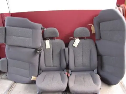 Hyundai Accent Interieur Sloopauto inkoop Den haag