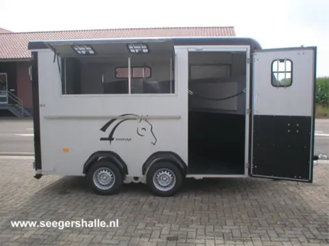 Cheval Liberté MAXI 3-Minimax 3-paards trailer