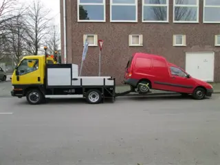 Seat Inca 1.9 D Rood Plaatwerk en Diverse Onderdelen