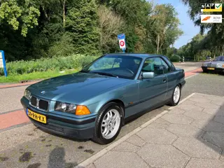 BMW 3-serie Cabrio 320i Executive + HARDTOP + APK!!