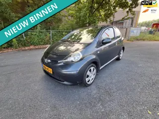 Toyota Aygo 1.0-12V LEKKER GOEDKOOP RIJDEN