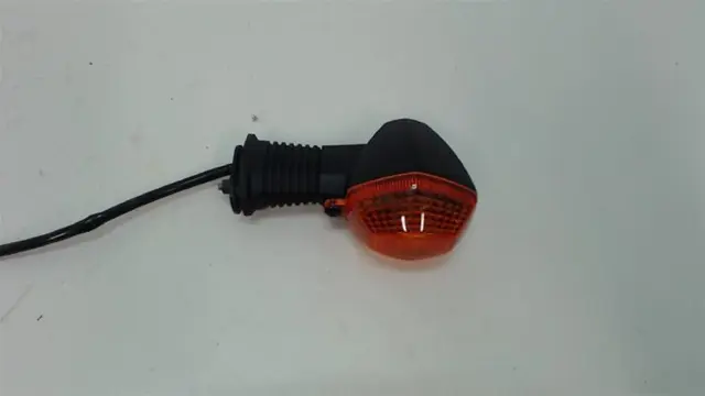 KNIPPERLICHT RECHTS ACHTER Suzuki GSX R 1000 2000 - 2002