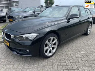 BMW 3-serie Touring 318i Centennial High Executive Keyless Garantie