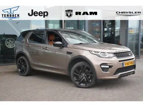 Land Rover Discovery Sport 2.0 TD4 HSE Luxury 180 pk | NAP | Grijs kenteken | Ex btw | Lees tekst go