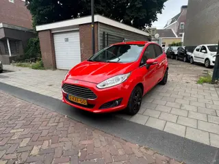 Ford Fiesta 1.0 Benzine Handgeschakeld Navigatie Leuke nette auto!