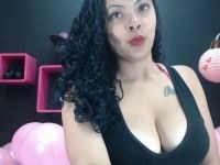 Zoek je ook een xxxxx chat of een afspraakje?