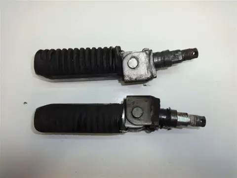 VOETSTEUN LINKS Suzuki RF 600 1993 - 1997