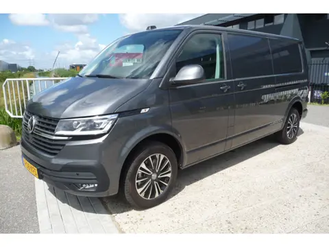 Volkswagen Transporter 2.0 TDI L2H1 Highline Autm. 204pk 2 schuifdeuren , achterdeuren BPM vrij