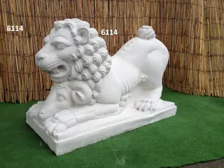 Leeuw met ram