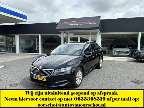 Skoda Superb Combi 1.5 TSI ACT Business Edition / Carplay / Nav / NL