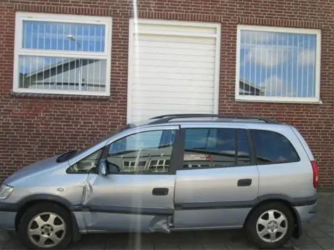 Opel Zafira 2.0 DTI 2002 Plaatwerk kleurcode Z151