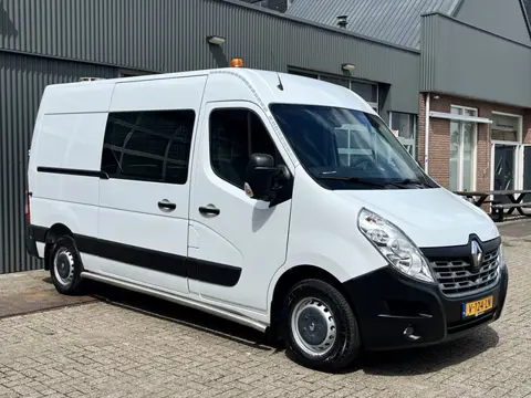 Renault Master T35 2.3 dCi L2H2 Airco Cruise controle Kastinrichting Trekhaak 2500kg Trekgewicht Sch