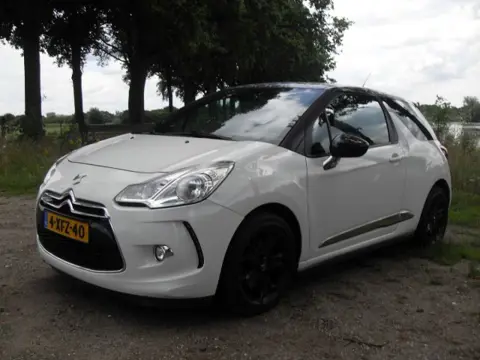 CITROEN DS3 1.6 Sport Chic, Leder