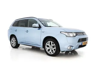 Mitsubishi Outlander 2.0 PHEV Executive Edition AWD Aut. *LEATHER-FABRIC | XENON | NAVI-FULLMAP | CA
