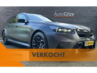 BMW 5-serie Touring M5 l Hemelbekleding Alcantara l BMW Individual Kleur l Elektrische Trekhaak l Di