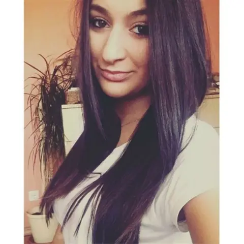 Astrid 24 jaar, opzoek naar een xxxxxxxxxxxxx