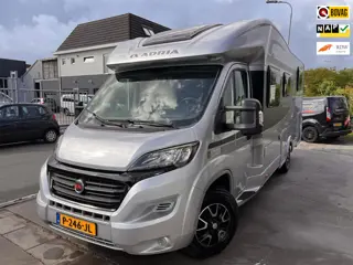 Adria MATRIX M 670 SC Edition50 / 5 persoons