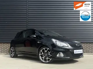 Opel Corsa 1.6-16V Turbo OPC 192 pk UNIEK! (bj 2014)