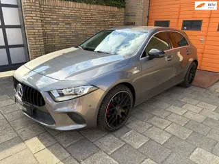 Mercedes-Benz A-klasse 200 Business Solution / Night pakket / Lederen bekleding!