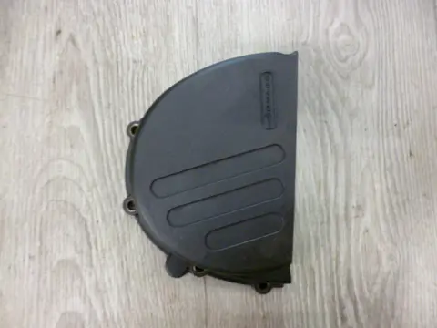 MOTORBLOKDEKSEL VOORTANDWIEL Triumph Speed Triple 955 2000