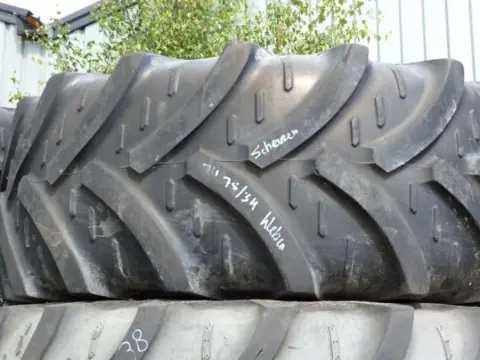 R32 Goodyear 650/75R32