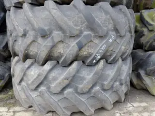 R42 Pirelli 580/70R42