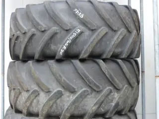 R30 Michelin 540/65R30