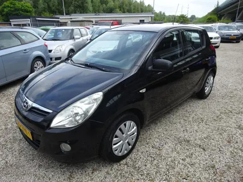 Hyundai I20 1.2i airco cruise control