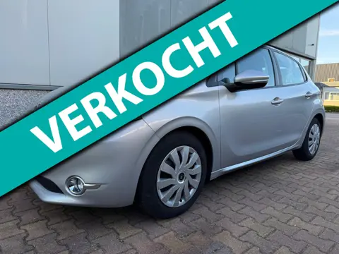 Peugeot 208 1.4 VTi Access ( AIRCO + 5 DRS )