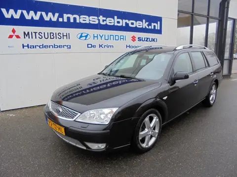 Ford Mondeo Wagon 1.8-16V PLATINUM Clima / Cruise / Leder / Lm velgen Staat in Hardenberg