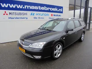 Ford Mondeo Wagon 1.8-16V PLATINUM Clima / Cruise / Leder / Lm velgen Staat in Hardenberg