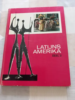 Boek van Latijns Amerika met prenten,leven & hun bestaan