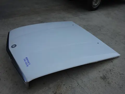 Front bonnet and grill Mercedes 350 SL and 450 SL