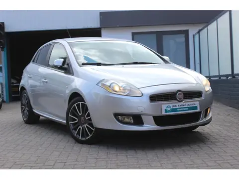 Fiat Bravo 1.4 T-Jet Edizione Sport Cruise, Lichtmetaal, Nette auto, NL Auto