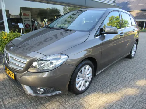 Mercedes-Benz B-Klasse 180 Automaat (bj 2012)