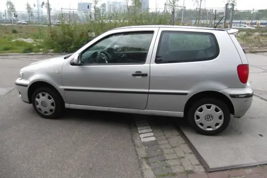 VW Polo (6N2) 1.4 MPI 2000 Onderdelen en Plaatwerk (Grijs)