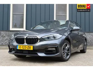 BMW 1-serie 120i Sport Line High Executive Rijklaarprijs-Garantie Navigatie Led Sport interieur Airc