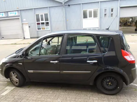Renault Megane Scenic 1.6 16V 2004 Onderdelen en Plaatwerk